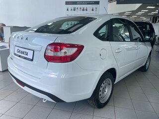 2026 Lada (ВАЗ) Granta I Рестайлинг, белый, 1017000 рублей, вид 4