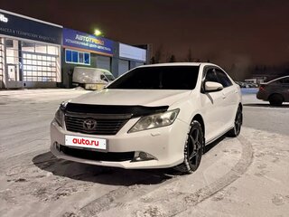 2013 Toyota Camry VII (XV50), белый, 1300000 рублей, вид 2