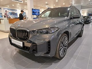 2025 BMW X5 30d IV (G05/G18) Рестайлинг, серый, 16200000 рублей, вид 3