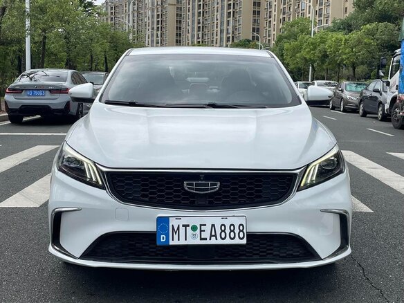 2021 Geely Binrui I Рестайлинг, белый - вид 1