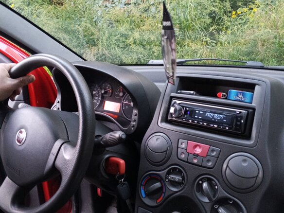 2007 Fiat Panda II, красный, 185000 рублей - вид 4