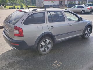 2011 Skoda Octavia Scout II (A5) Рестайлинг, серебристый, 850000 рублей, вид 2