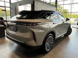 2025 Exeed RX, серый, 5490000 рублей, вид 4