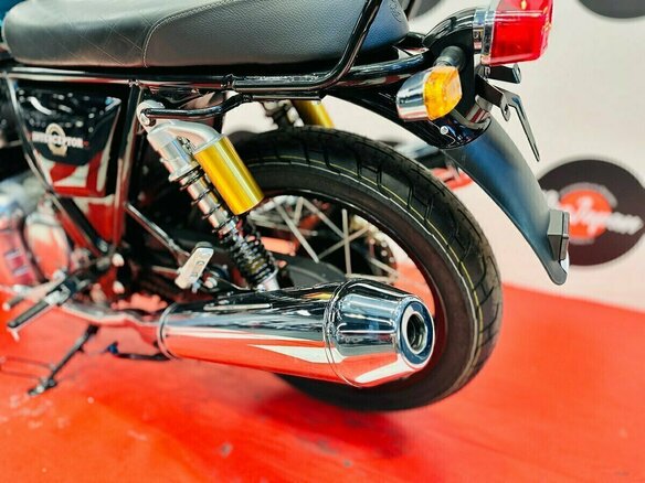 2026 Royal Enfield Interceptor 650, зелёный, 689000 рублей - вид 13