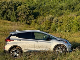 2018 Chevrolet Bolt I, серый, 1850000 рублей, вид 4