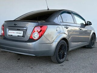 2014 Chevrolet Aveo II, серый, 500000 рублей, вид 5