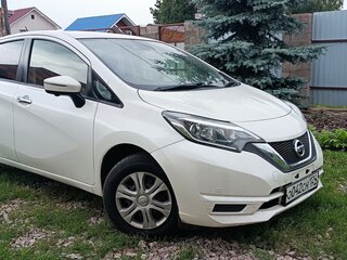 2017 Nissan Note II Рестайлинг, белый, 680000 рублей, вид 3