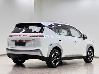 2026 Aion Y Plus 51.9 kWh, белый, 2070000 рублей, вид 3