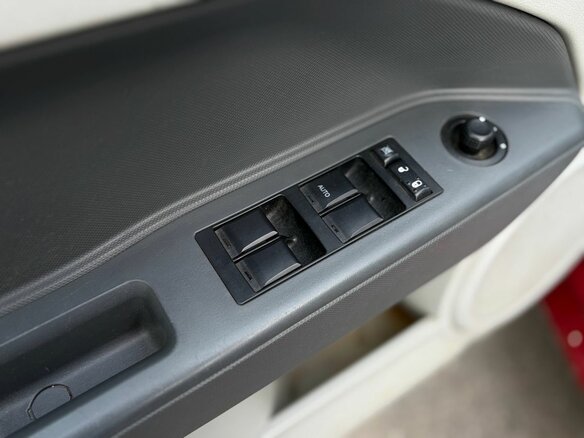 2007 Dodge Caliber I, красный, 650000 рублей - вид 8