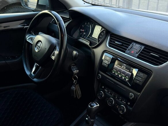 2015 Skoda Octavia III (A7), серебристый, 1374000 рублей - вид 15