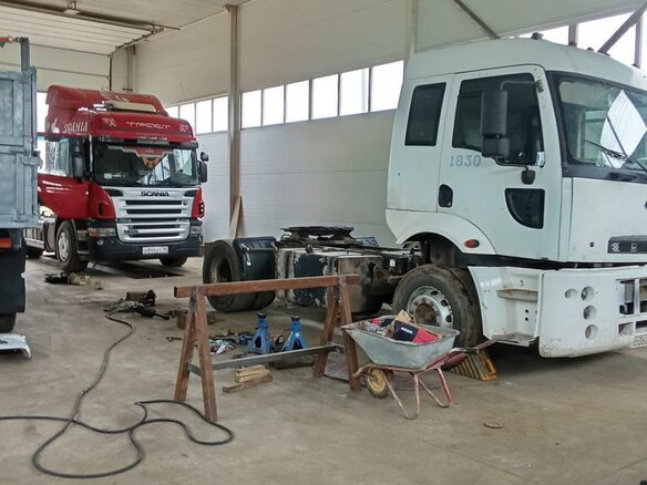 2008 Ford Cargo, белый, 610000 рублей - вид 6