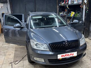 2012 Skoda Octavia II (A5) Рестайлинг, серый, 850000 рублей, вид 4