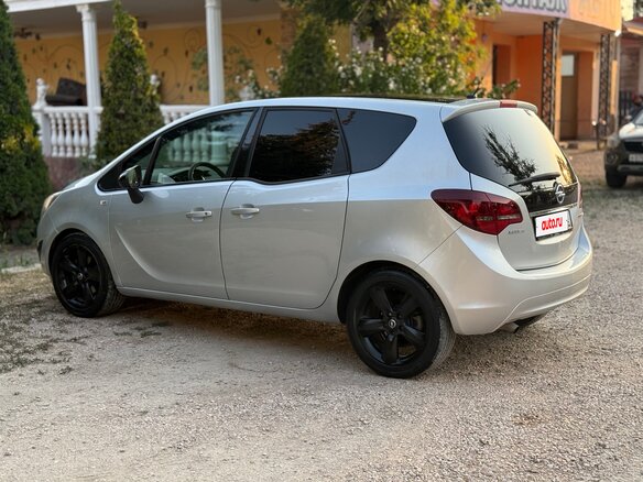 2013 Opel Meriva B, серебристый, 775000 рублей - вид 8