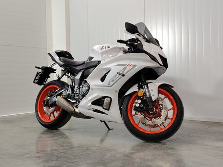 2023 Yamaha YZF-R7, белый, 829000 рублей, вид 2