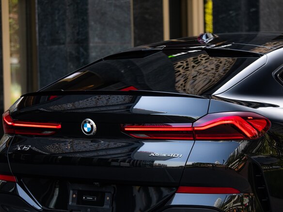2025 BMW X6 40i III (G06) Рестайлинг, чёрный, 11350000 рублей - вид 26