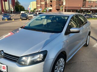 2014 Volkswagen Polo V, серебристый, 980000 рублей, вид 1