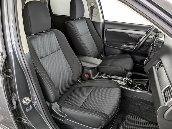 2018 Mitsubishi Outlander III Рестайлинг 2, серый, 1825000 рублей - вид 23