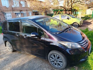 2009 Honda Freed I, чёрный, 955000 рублей, вид 3