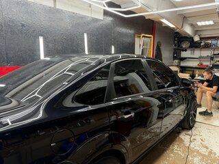 2010 Ford Focus II Рестайлинг, чёрный, 530000 рублей, вид 5