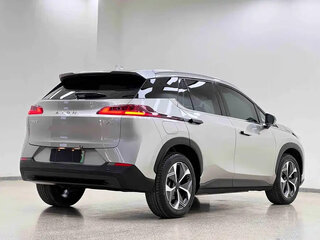 2026 GAC Aion V, серебристый, 1800000 рублей, вид 4