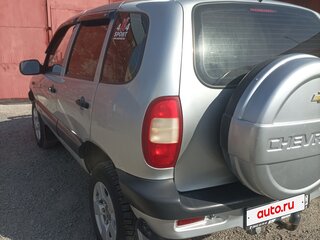 2006 Chevrolet Niva I, серебристый, 360000 рублей, вид 2