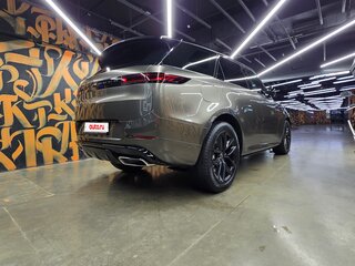 2024 Land Rover Range Rover Sport P550e III, серый, 17900000 рублей, вид 5