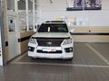 2013 Lexus LX 570 III Рестайлинг, белый, 6400000 рублей - вид 2