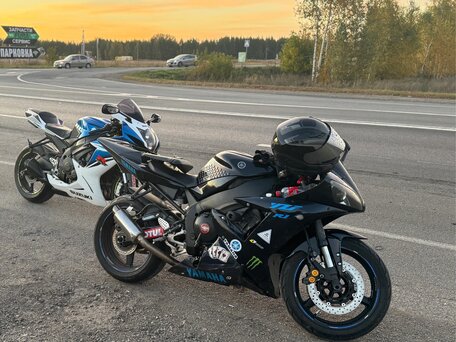 2003 Yamaha YZF-R1, синий, 550000 рублей, вид 2