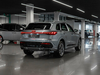 2026 Audi Q5 L III (GU), серый, 6400000 рублей, вид 5