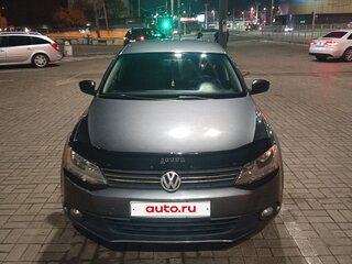 2013 Volkswagen Jetta VI, серый, 925000 рублей, вид 3