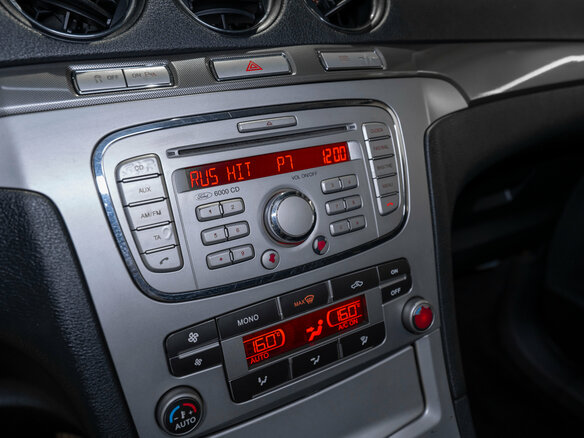 2008 Ford S-MAX I, чёрный - вид 14
