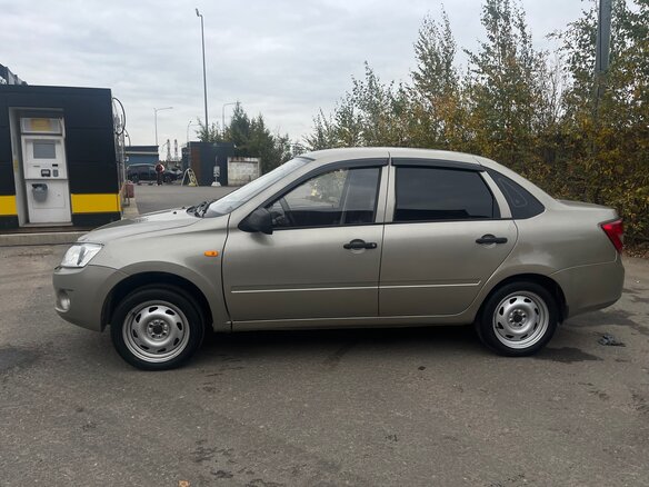 2012 Lada (ВАЗ) Granta I, серый, 450000 рублей - вид 3