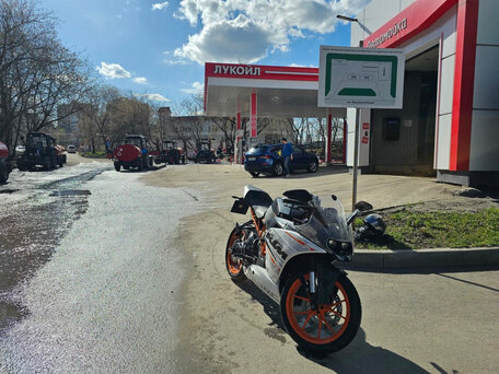 2014 KTM 390 Duke, белый, 350000 рублей, вид 5