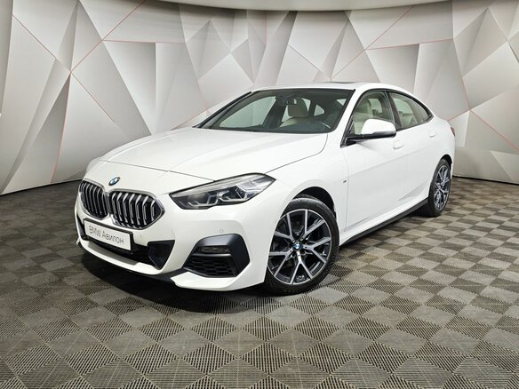2021 BMW 2 серии 218i F44, белый