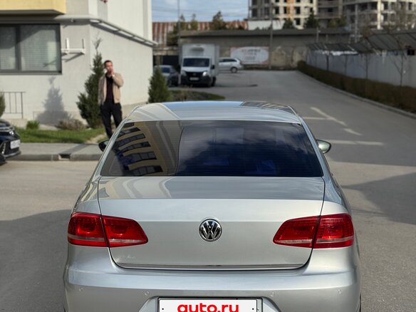 2012 Volkswagen Passat B7, серебристый, 999999 рублей - вид 6