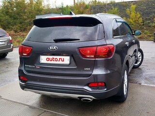 2018 Kia Sorento III Prime Рестайлинг, серый, 2399000 рублей, вид 4