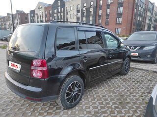 2008 Volkswagen Touran I Рестайлинг, чёрный, 799000 рублей, вид 4