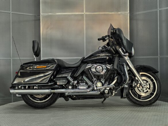 2008 Harley-Davidson Street Glide, чёрный, 869000 рублей