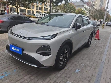 2026 Changan Qiyuan Q05 40.3 kWh II, серебристый, 2020000 рублей, вид 1