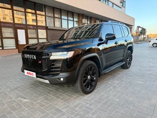 2021 Toyota Land Cruiser 300 Series, чёрный, 10300000 рублей, вид 2