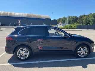 2015 Porsche Cayenne S II Рестайлинг (958), синий, 4050000 рублей, вид 4