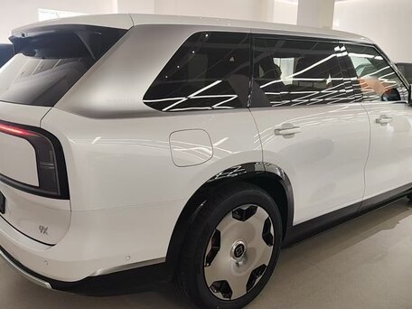 2026 Zeekr 9X 70 kWh, белый, 13700000 рублей, вид 3