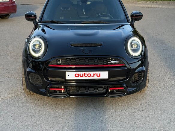 2020 Mini Hatch JCW III (F55/F56) Рестайлинг, чёрный, 3200000 рублей - вид 4