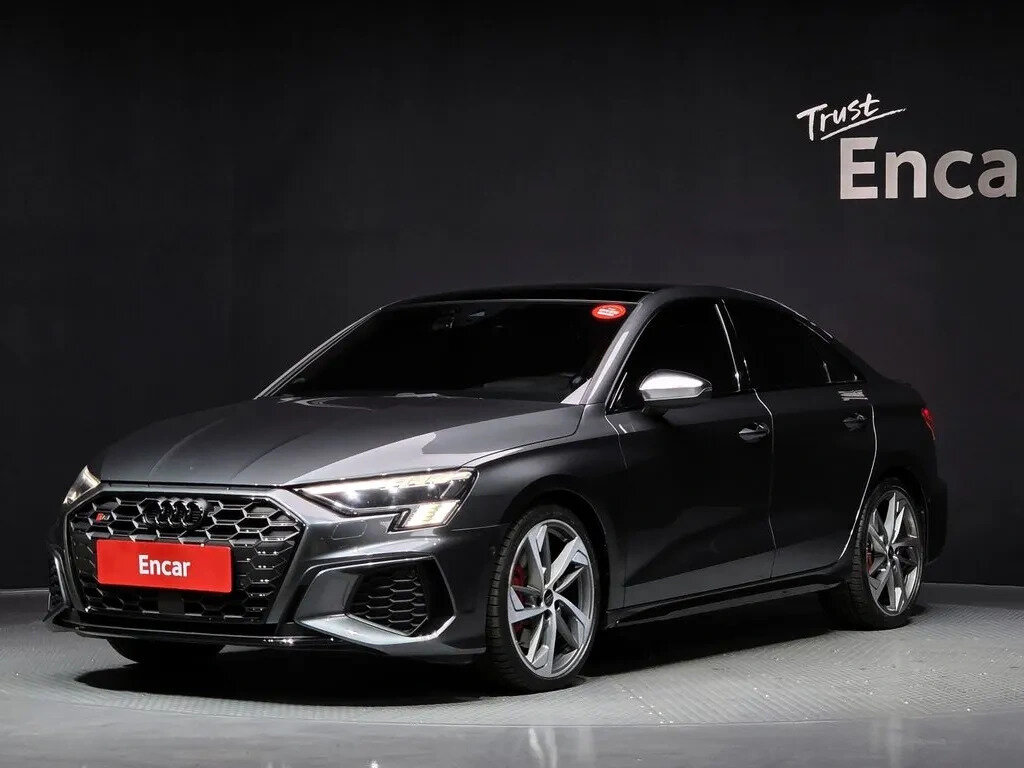 Открыть фотографии: Audi S3 IV (8Y)