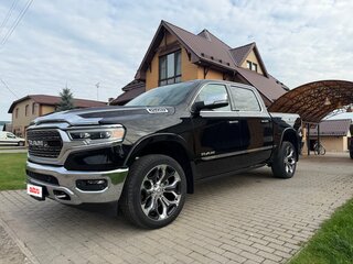 2022 Ram 1500 Crew Cab V, чёрный, 7950000 рублей, вид 2