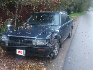 1989 Toyota Crown VIII (S130), синий, 450000 рублей, вид 3