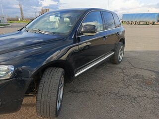 2006 Volkswagen Touareg I, чёрный, 1050000 рублей, вид 4
