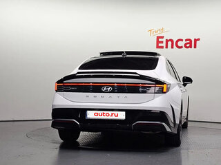2023 Hyundai Sonata VIII (DN8) Рестайлинг, белый, 2065000 рублей, вид 3