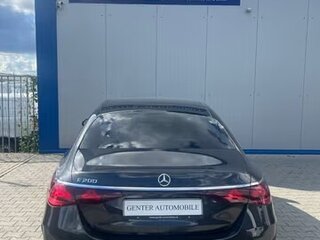 2025 Mercedes-Benz E-Класс 200 VI (W214, S214), чёрный, 6977748 рублей, вид 5