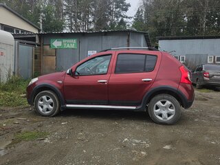 2012 Renault Sandero Stepway I, красный, 655000 рублей, вид 3